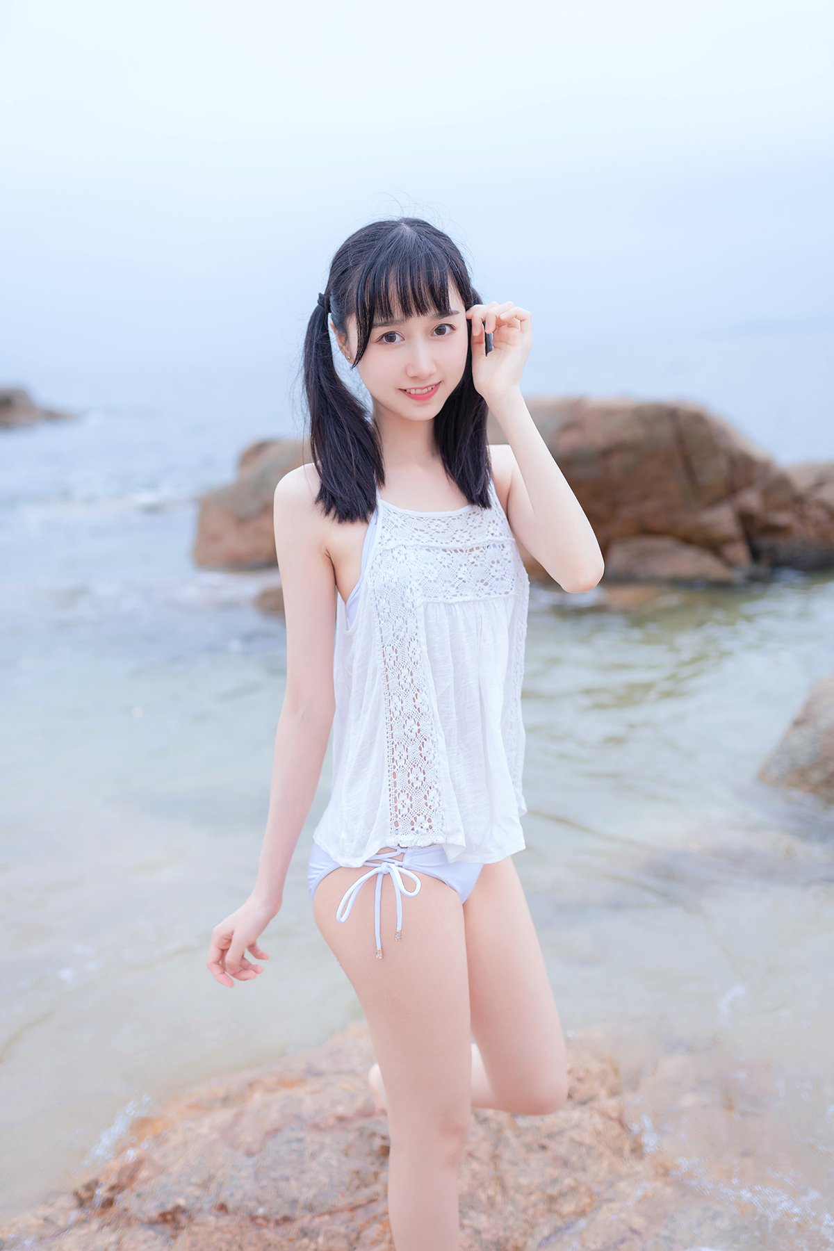 Coser@木绵绵OwO Vol.024 海边白色比基尼电子版