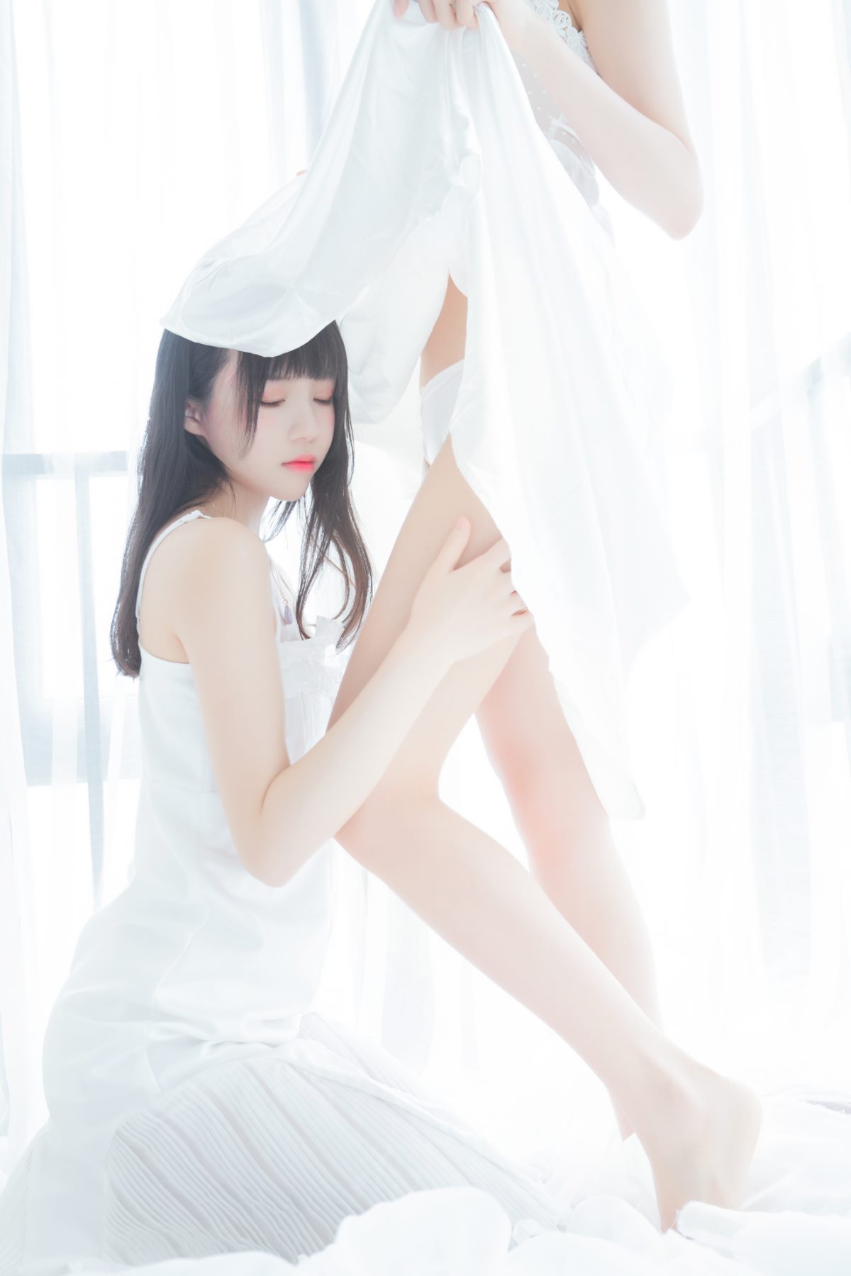 Coser@木绵绵OwO Vol 023 朝 白裙 and 白裙 0028 2621517284.jpg