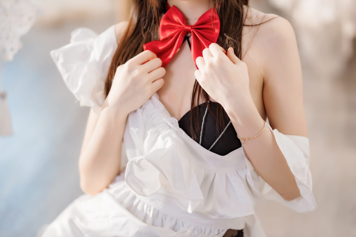 Coser@桜桃喵 Vol 104 长裙妹抖 0037 1364523951.jpg