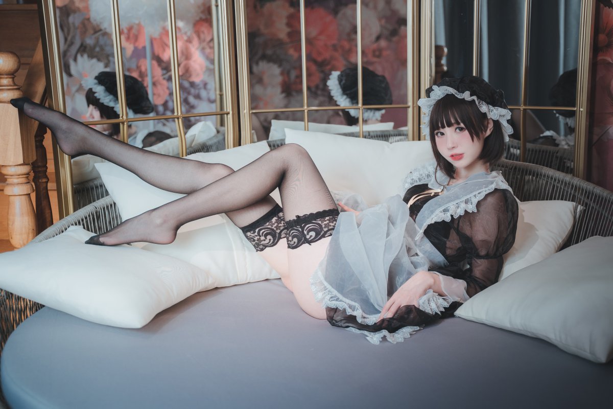 Coser@西园寺南鸽 Vol 004 透明女仆 0038 4597810973