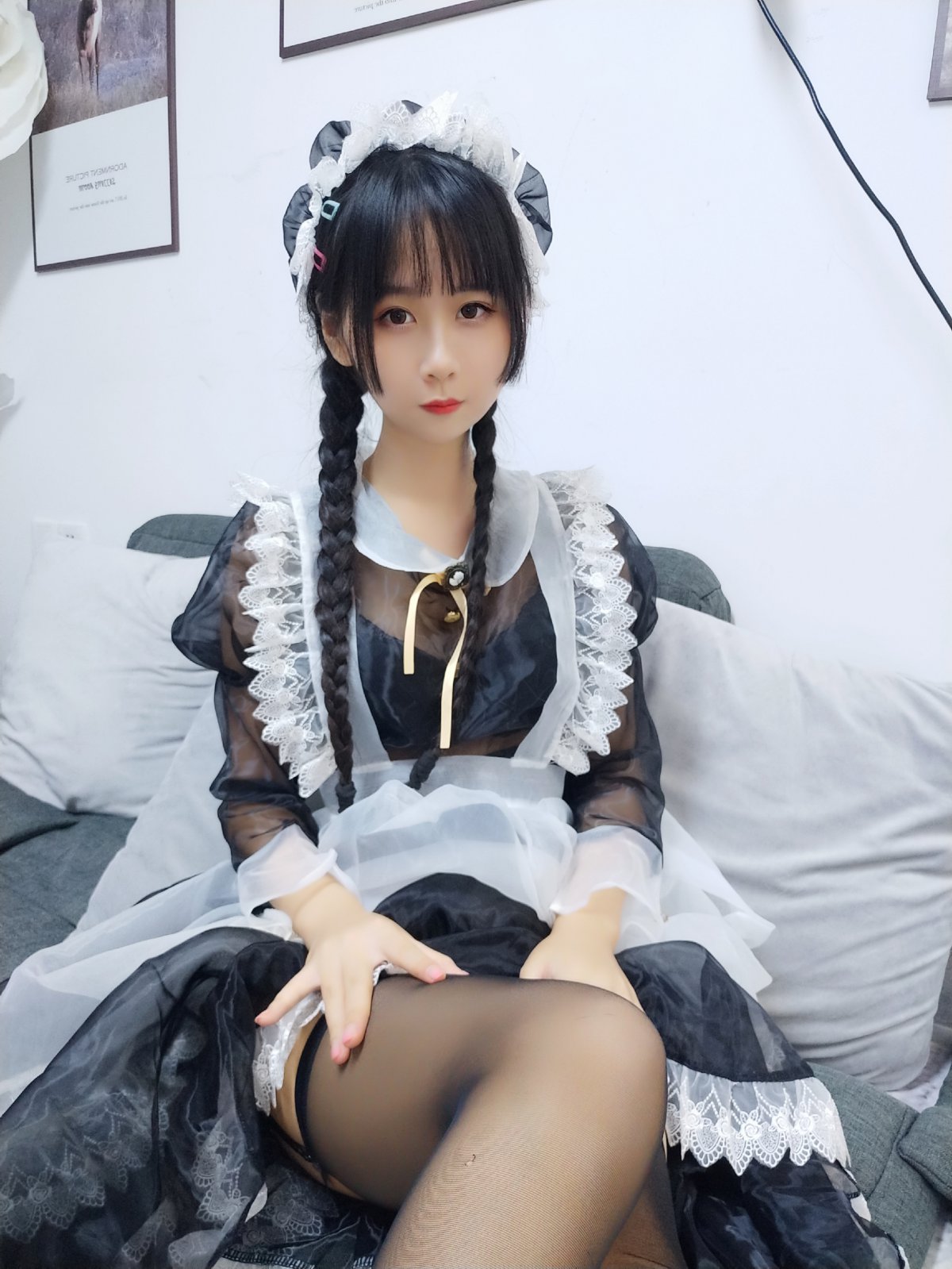 Coser@萌芽儿o0 Vol 004 透明女仆自拍 0004 0209922335