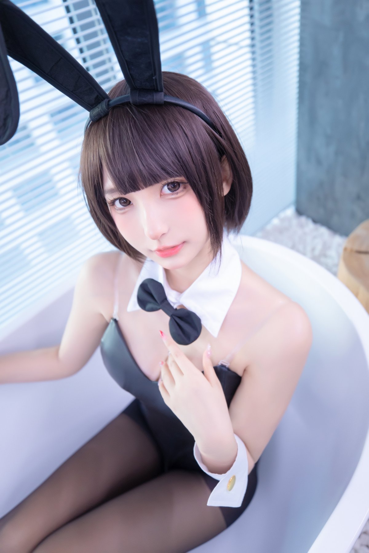 Coser@神楽坂真冬 Vol.077 兔女郎与钢管 B 0137