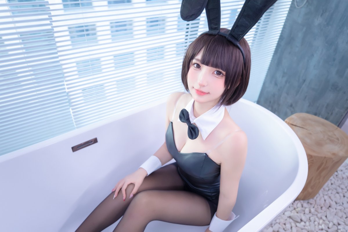 Coser@神楽坂真冬 Vol.077 兔女郎与钢管 B 0143