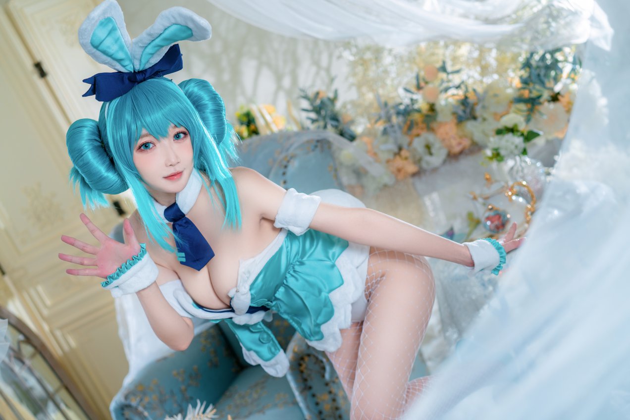 Coser@阿包也是兔娘 Vol.030 白兔miku 0016