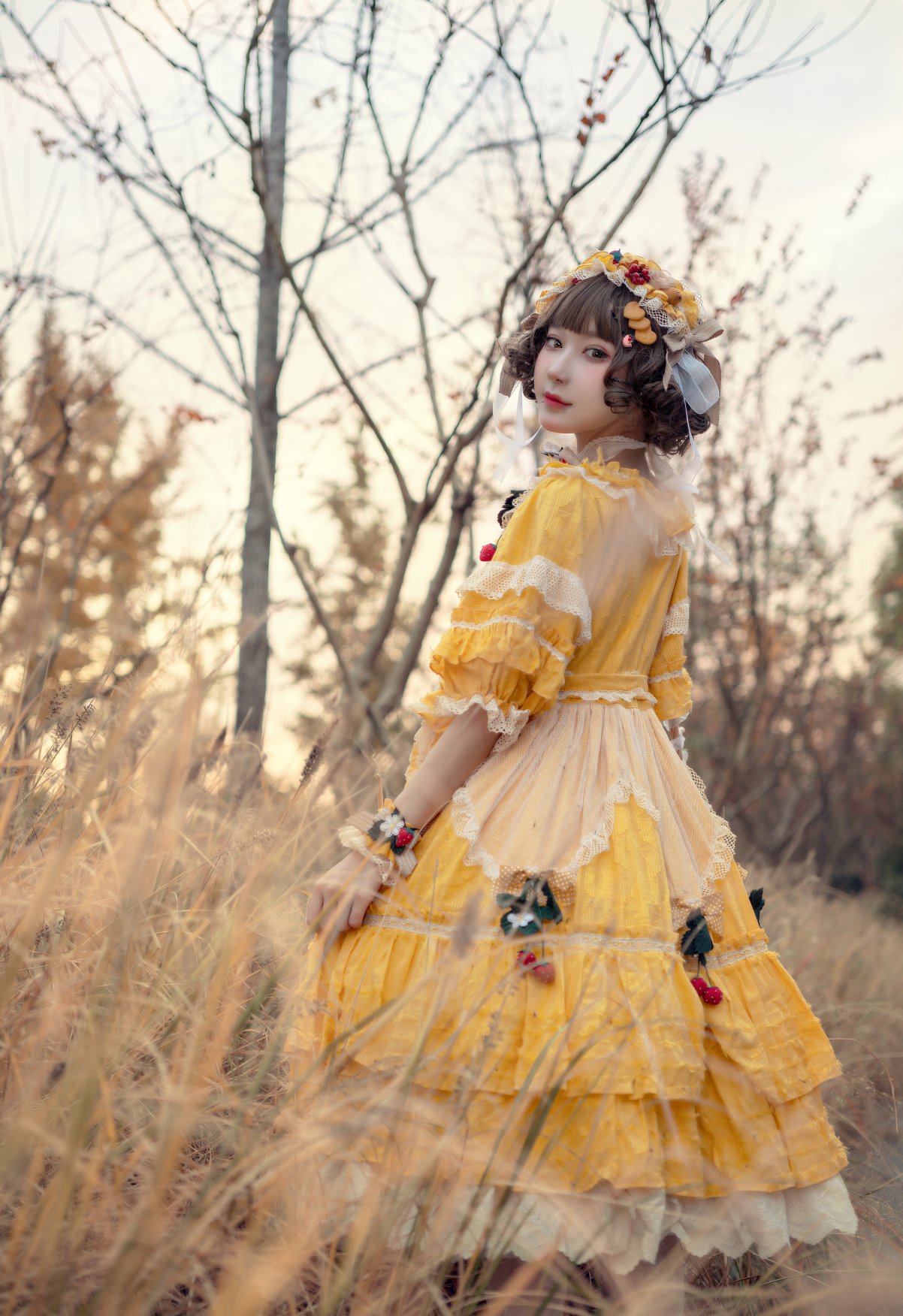 Coser@阿包也是兔娘 Vol.018 lolita黄裙 0010