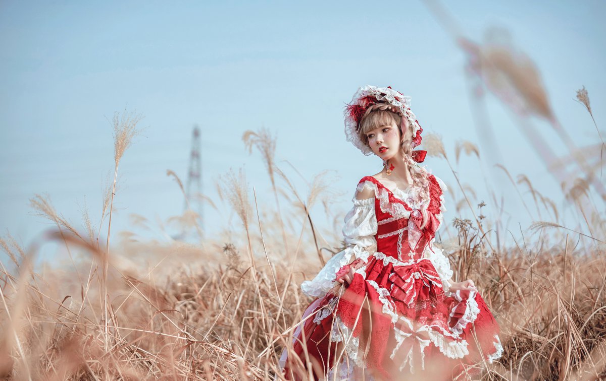 Coser@阿包也是兔娘 Vol.017 lolita红裙 0004