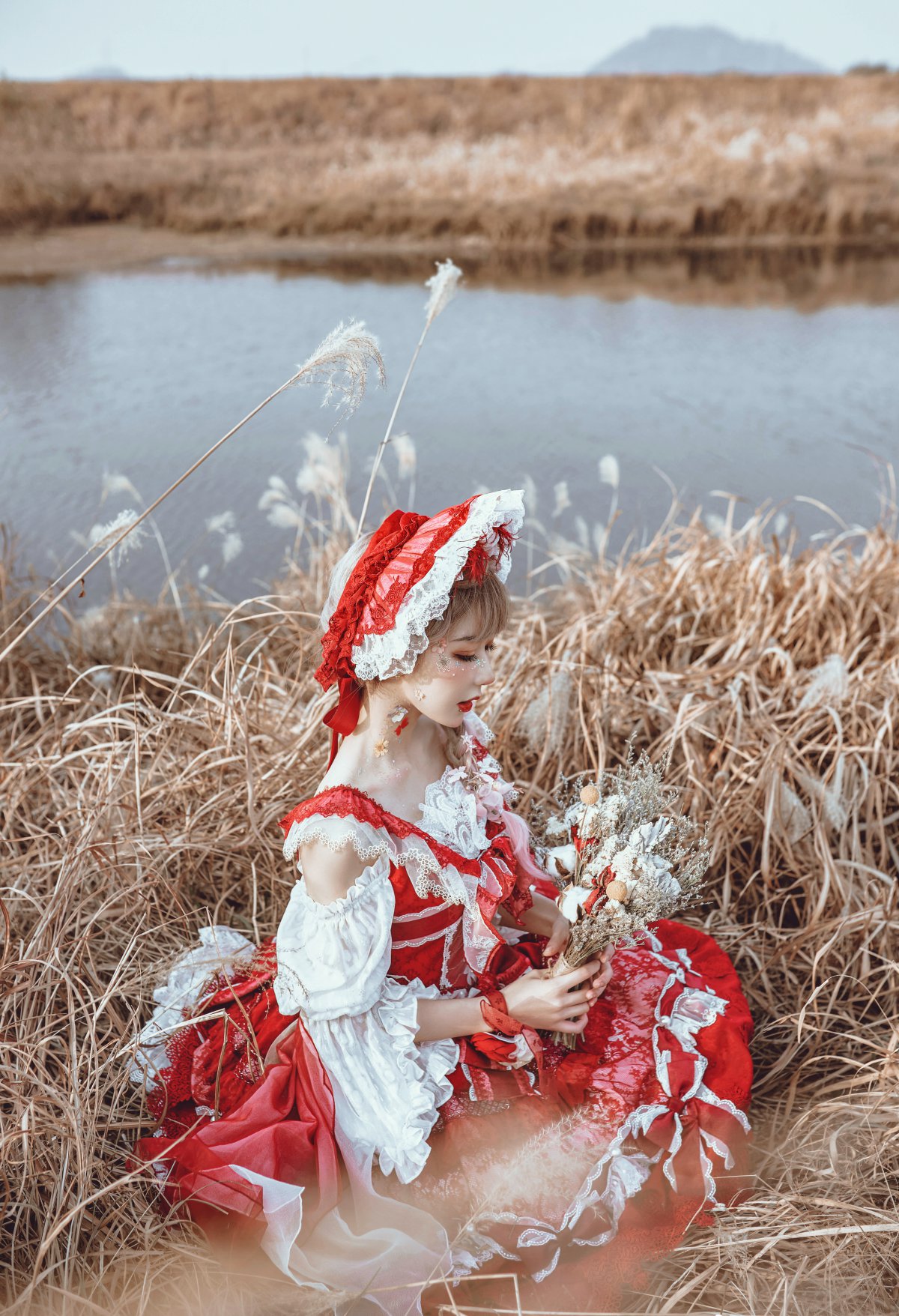 Coser@阿包也是兔娘 Vol.017 lolita红裙 0012