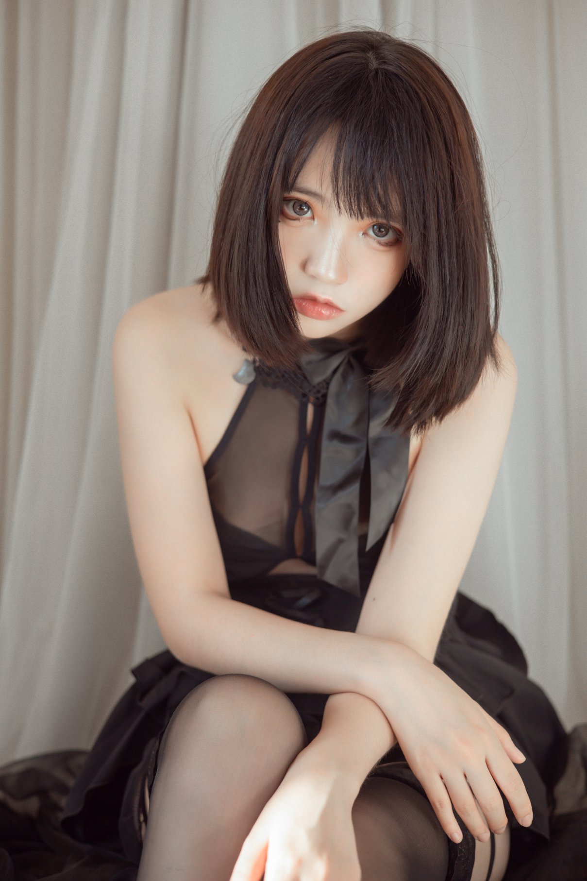 Coser@疯猫ss Vol.066 民宿黑裙 0019