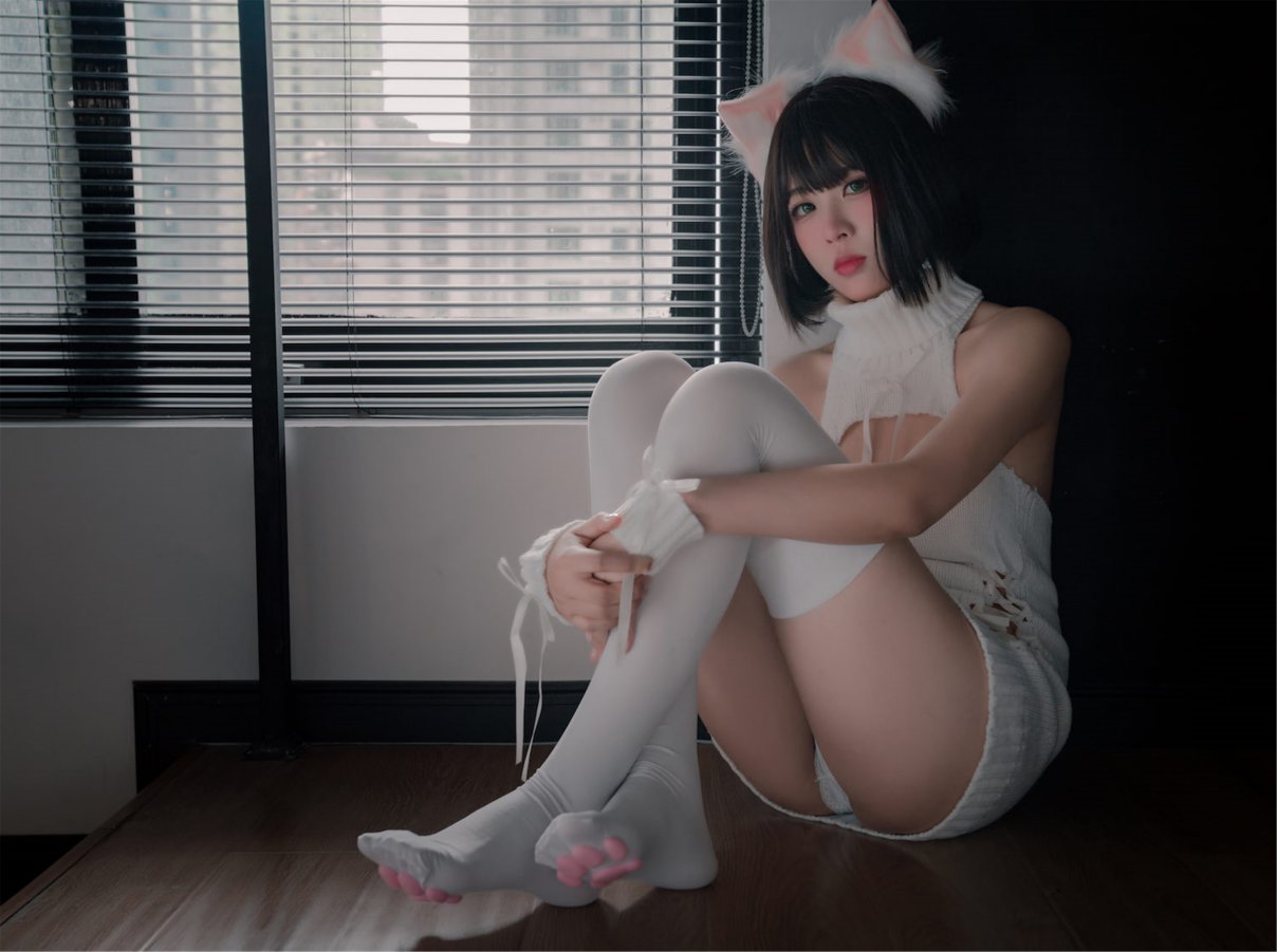 Coser@轩萧学姐 Vol.011 猫爪袜 0039