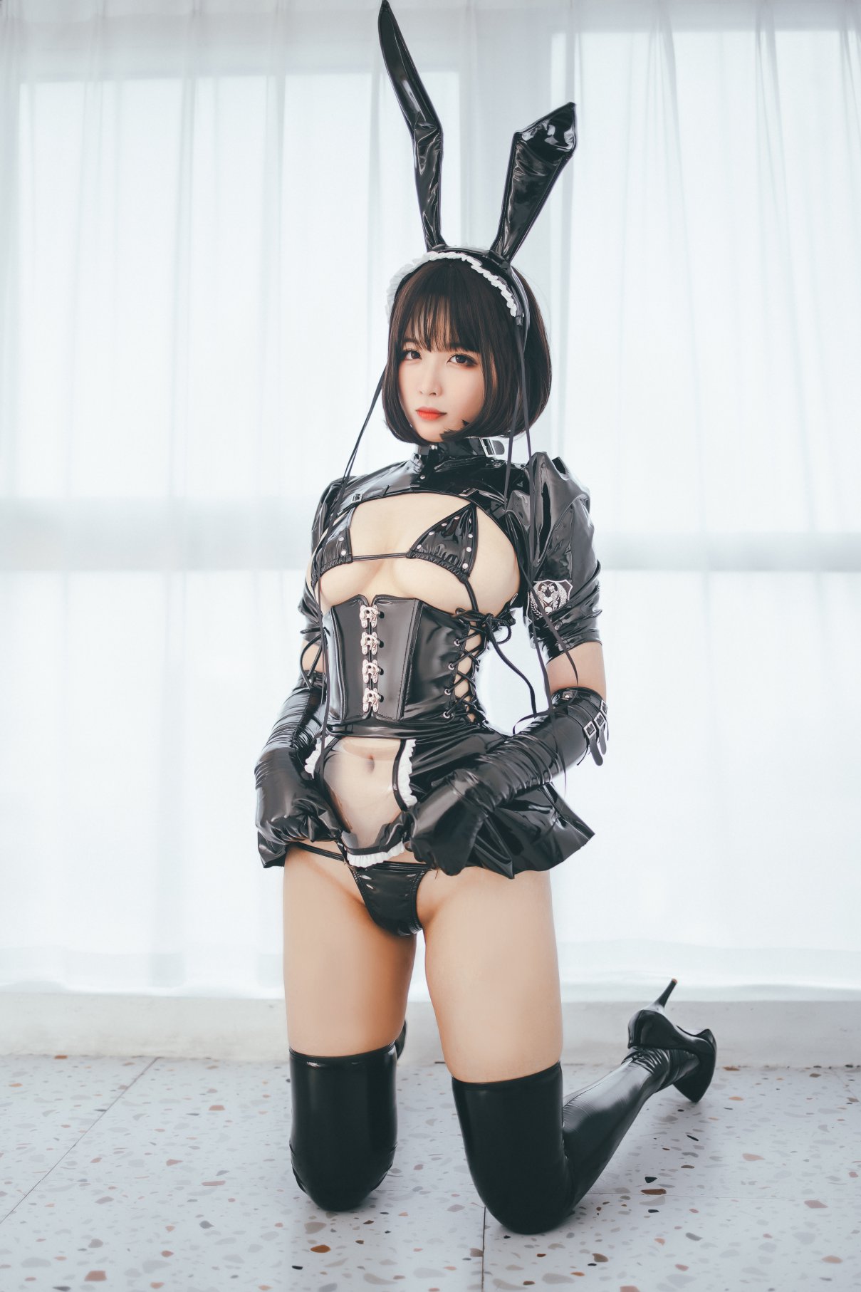 Coser@轩萧学姐 Vol.001 兔女郎女仆 0005