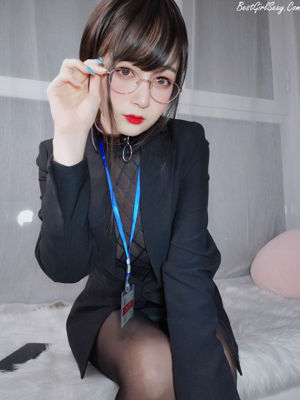 Coser@白银81 Vol.057 自撮り 黑丝情趣 B 065