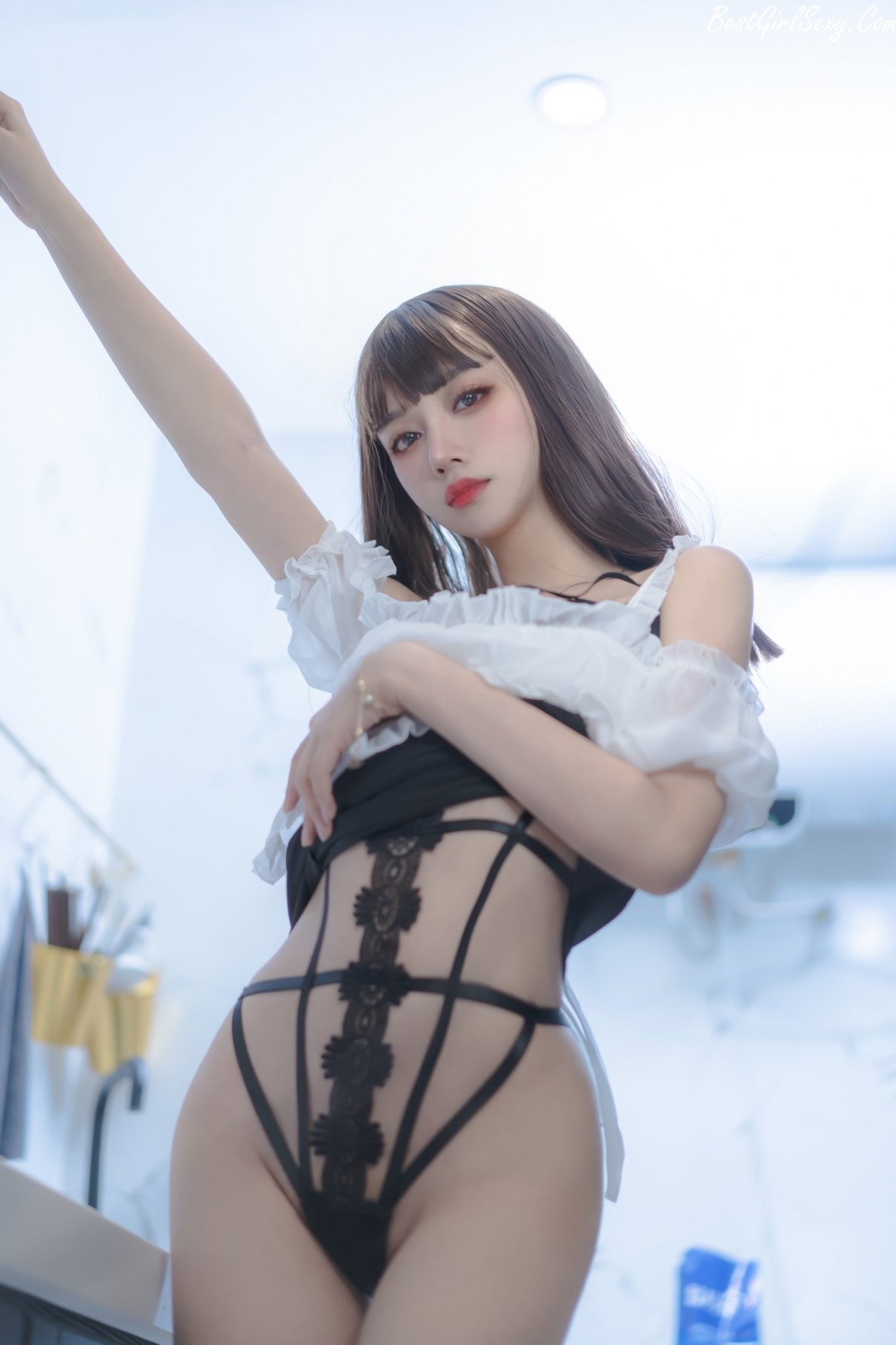 Coser@过期米线线喵 Vol.120 女仆使用手册 0042