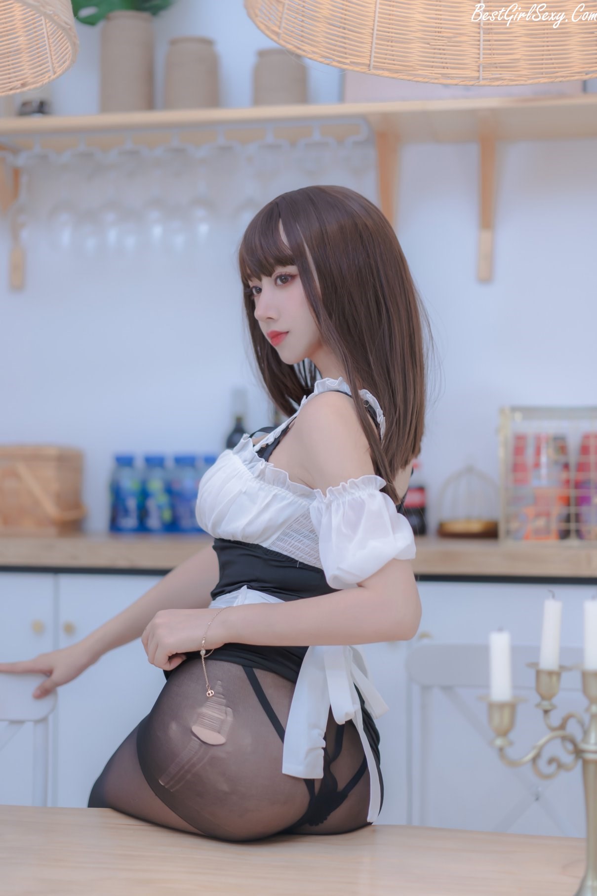 Coser@过期米线线喵 Vol.120 女仆使用手册 0061