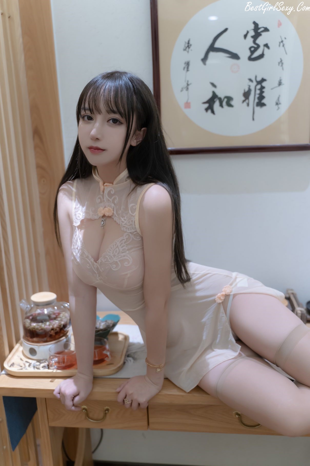 Coser@过期米线线喵 Vol.114 水下旗袍 0003