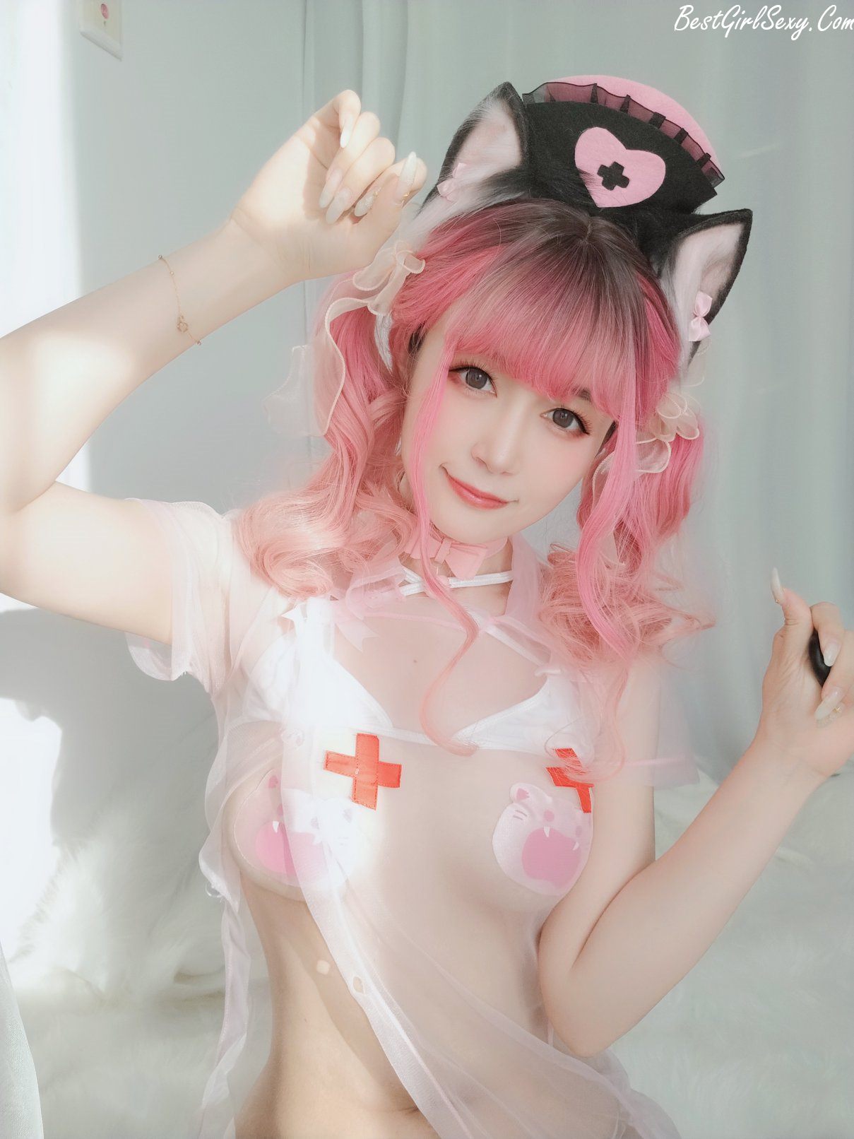 Coser@白银81 Vol.070 猫咪护士 0004