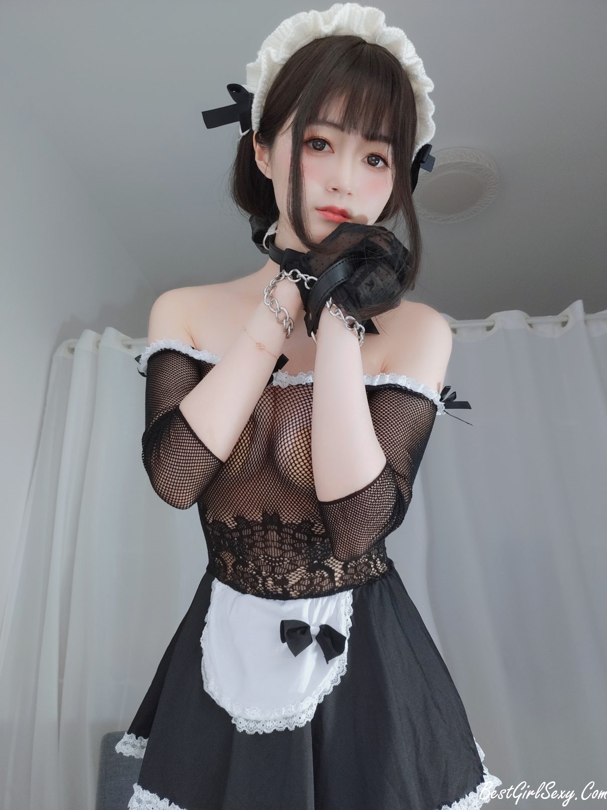 Coser@白银81 Vol.069 女仆 2021 0002