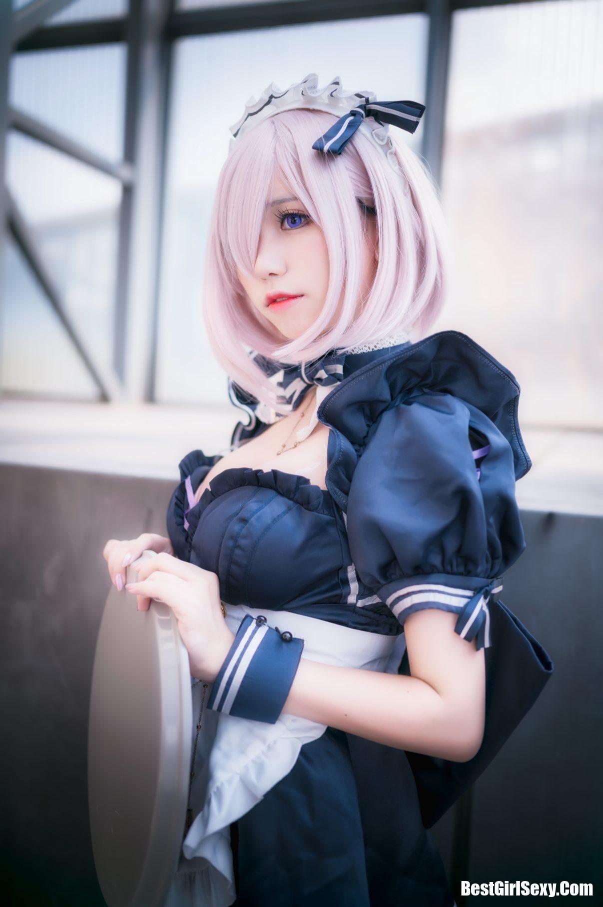 Coser@芋圆侑子 Vol.017 黑枪呆女仆自拍 11