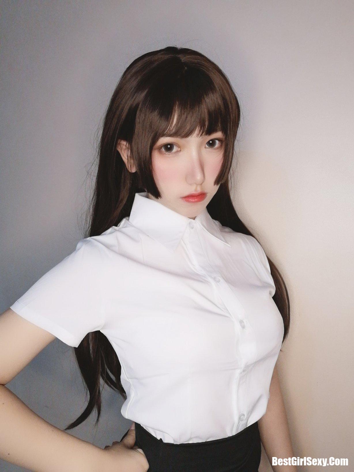 Coser@芋圆侑子 Vol.009 醉酒小秘书 17