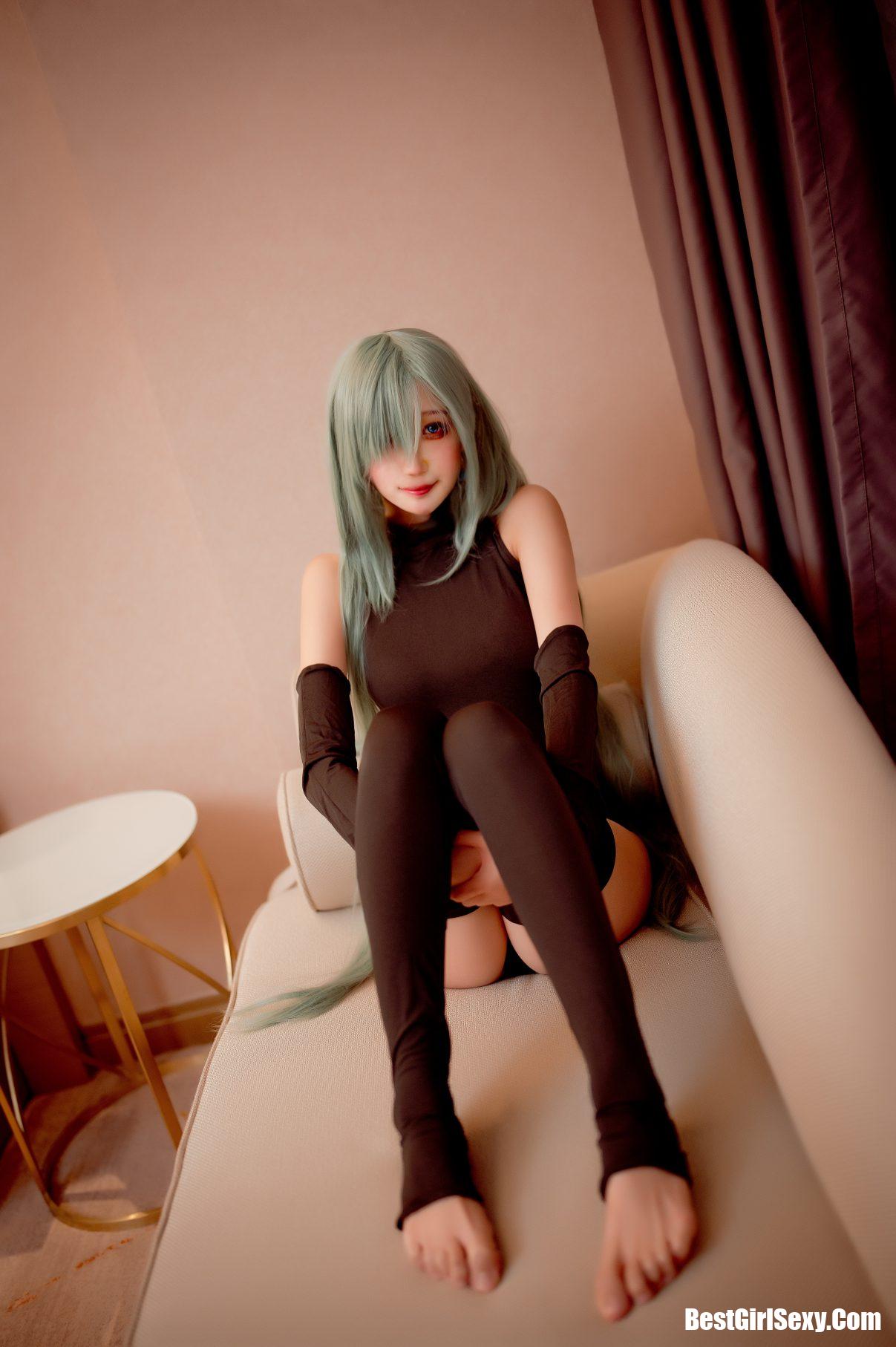 Coser@周叽是可爱兔兔 Vol.035 伊丽莎白连体衣 1