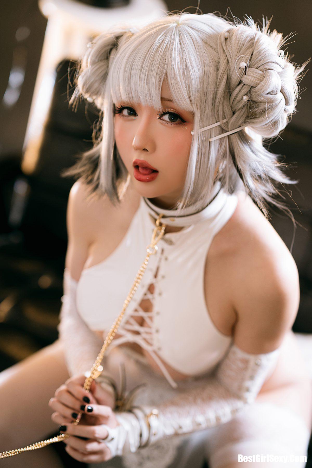 Coser@小姐姐星之迟迟 VOL.082 白狗勾 旗袍 36