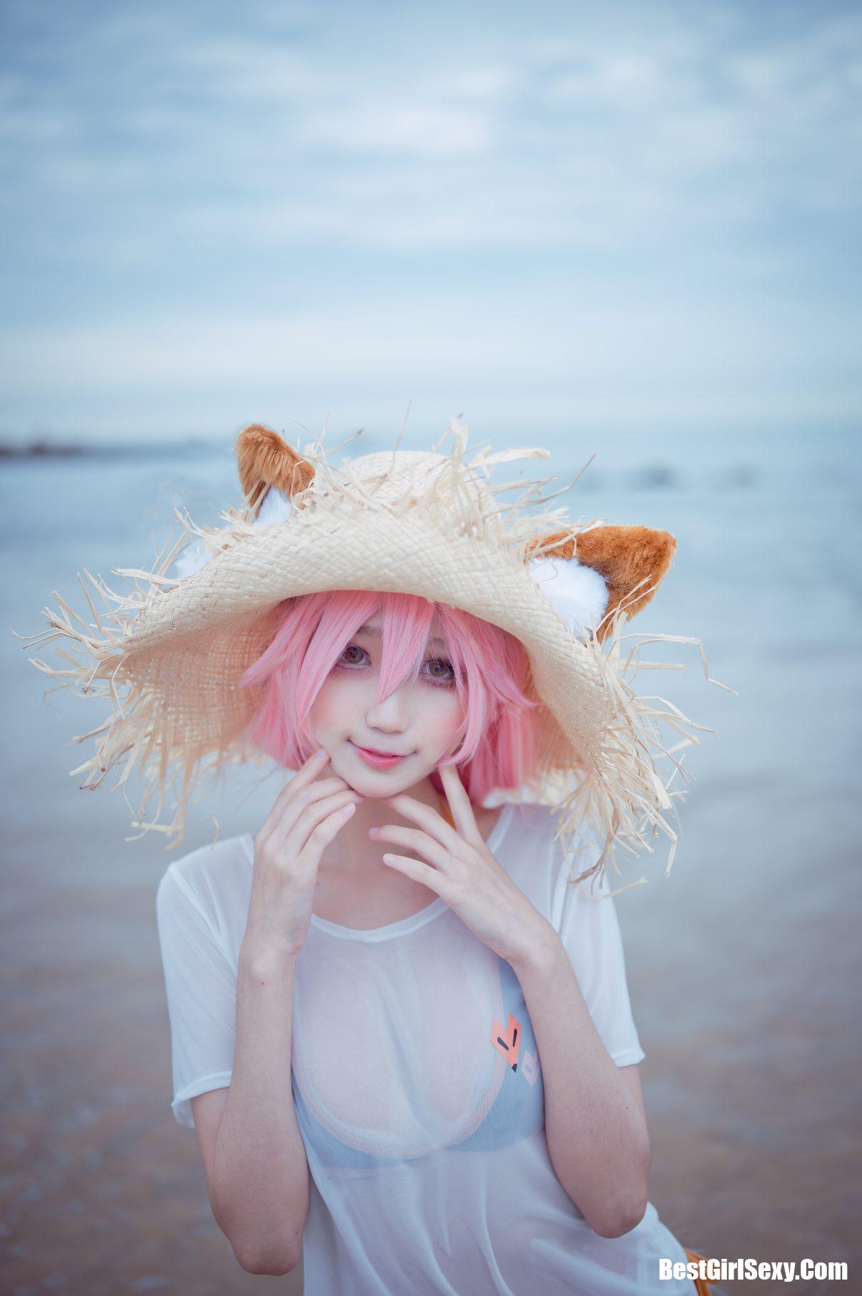 Coser@周叽是可爱兔兔 Vol.033 小玉泳装 16