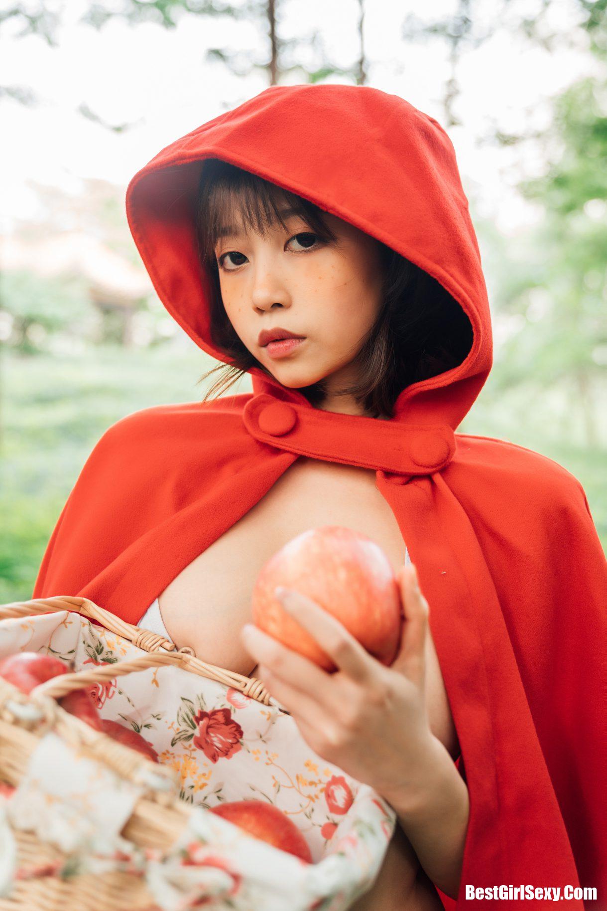 Coser@奈汐酱nice Vol.031 大红帽 12