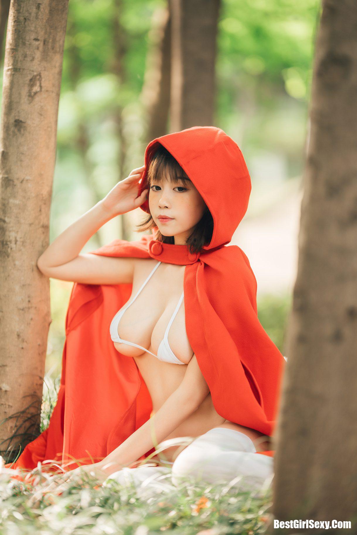 Coser@奈汐酱nice Vol.031 大红帽 13