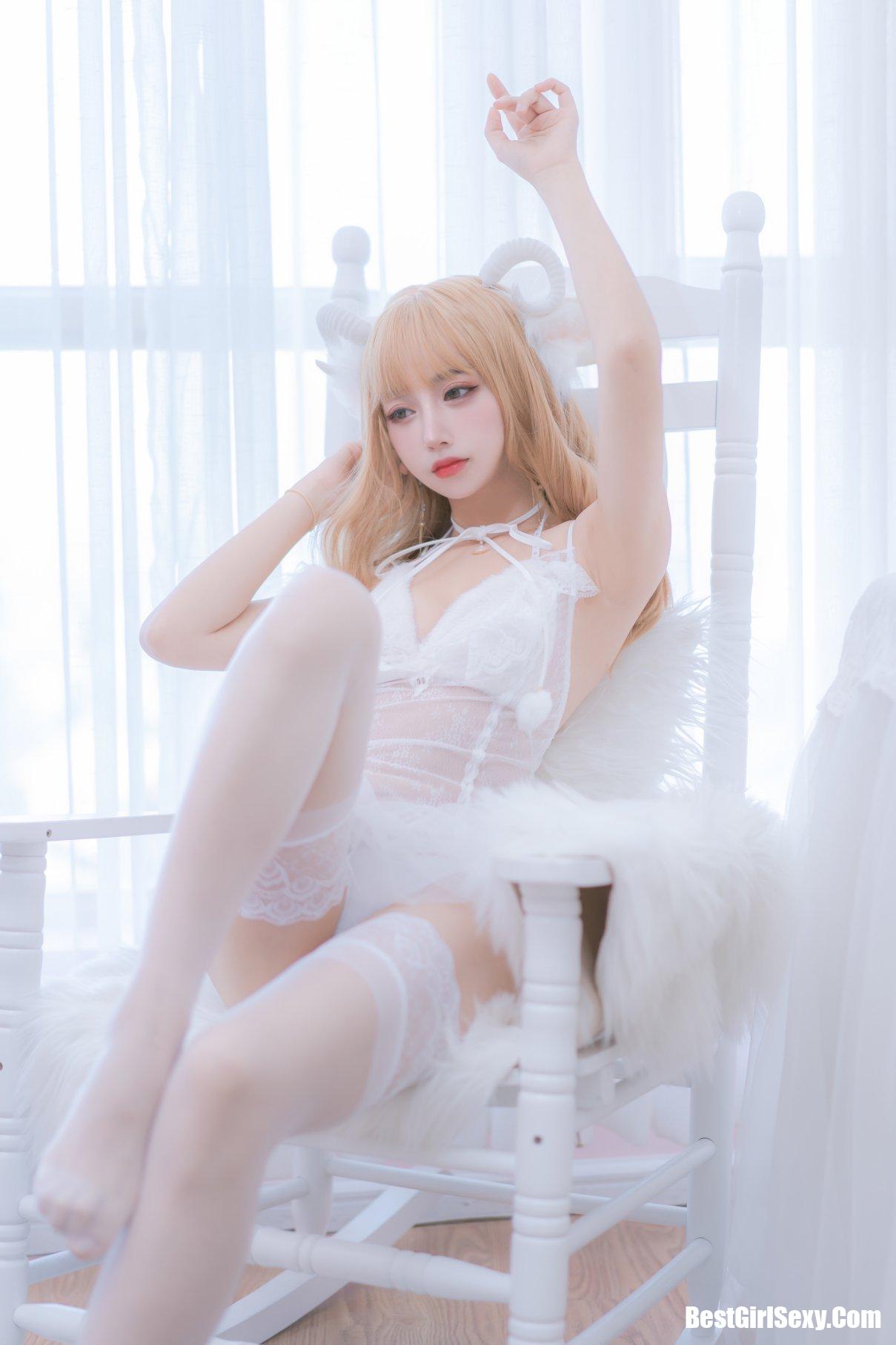 Coser@过期米线线喵 Vol.127 小羊咩【生日限定】 23