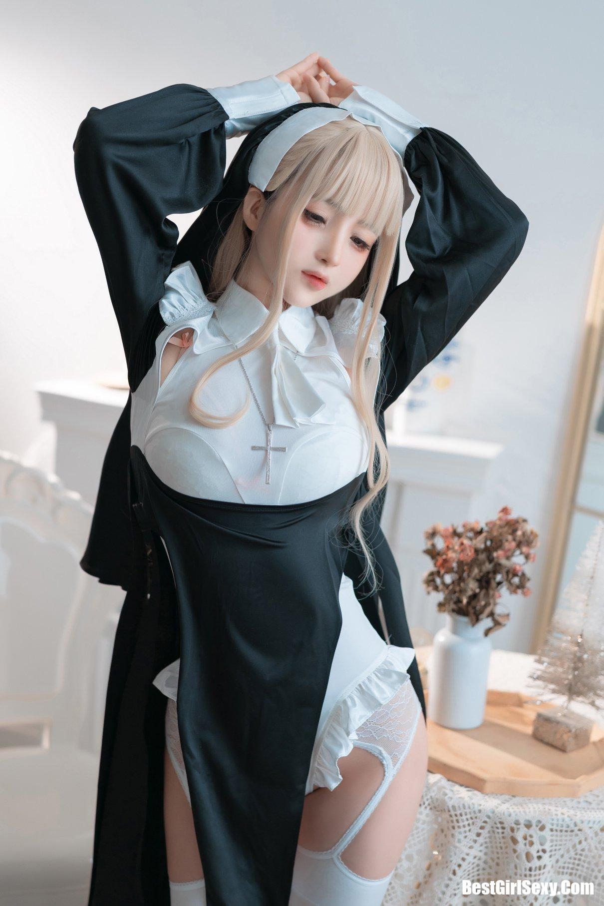 Coser@桜井宁宁 Vol.037 修女 16