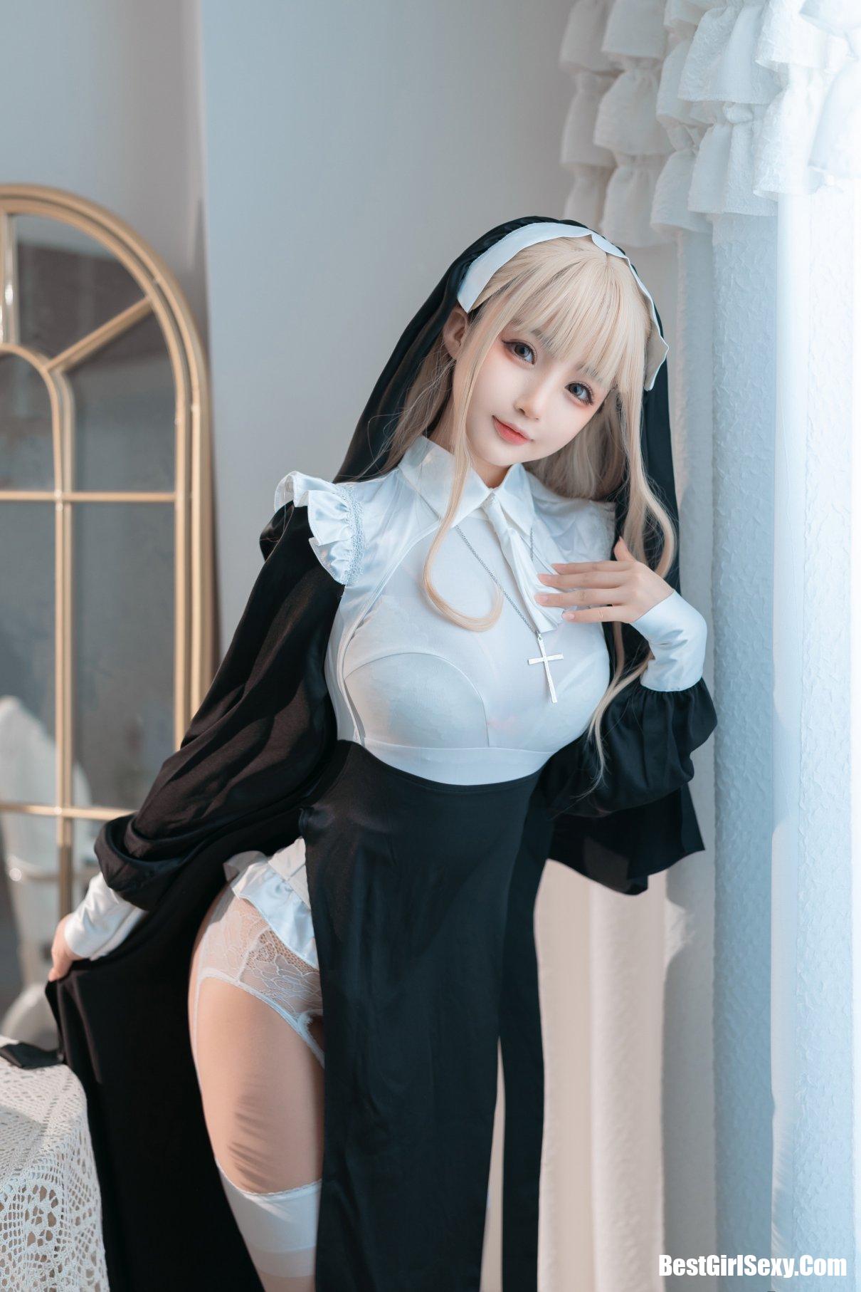 Coser@桜井宁宁 Vol.037 修女 26