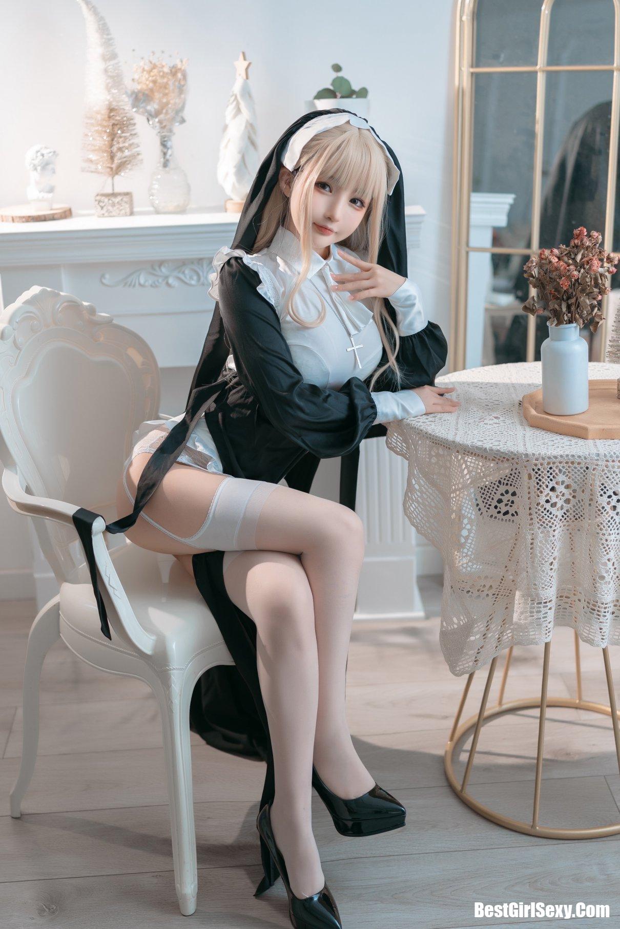 Coser@桜井宁宁 Vol.037 修女 34