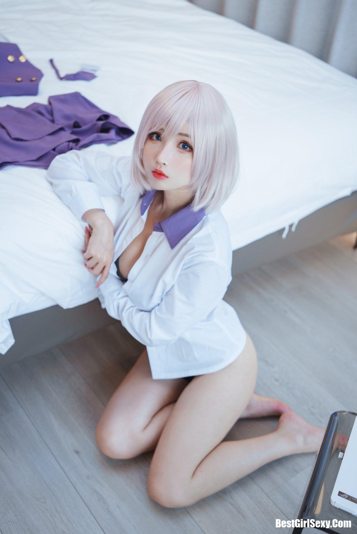 Coser@rioko凉凉子 Vol.075 电光机王 貉 25