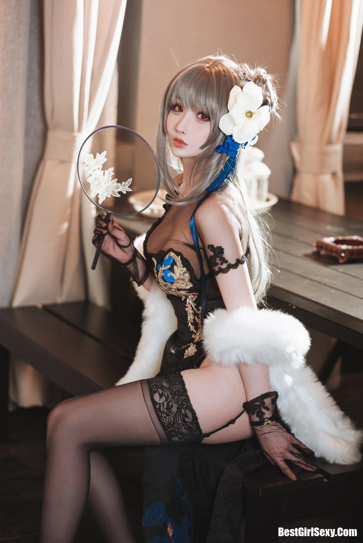 Coser@rioko凉凉子 Vol.066 瑰丽的执勤人 1