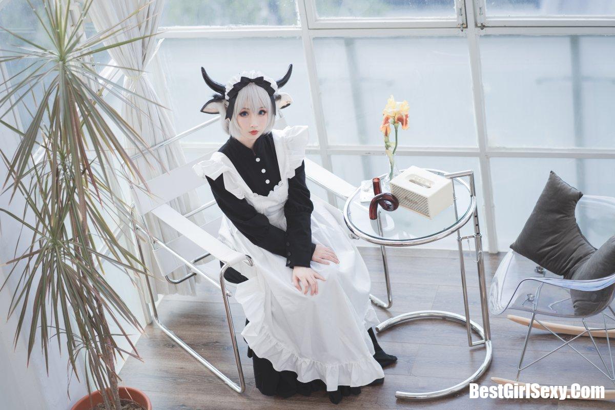 Coser@rioko凉凉子 Vol.063 贴心的奶牛女仆 12