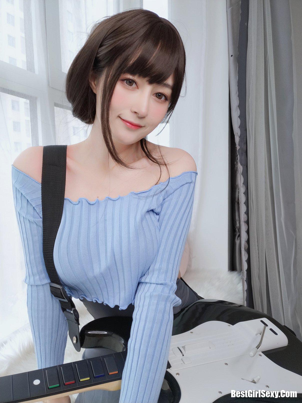 Coser@白银81 吉他妹妹 85