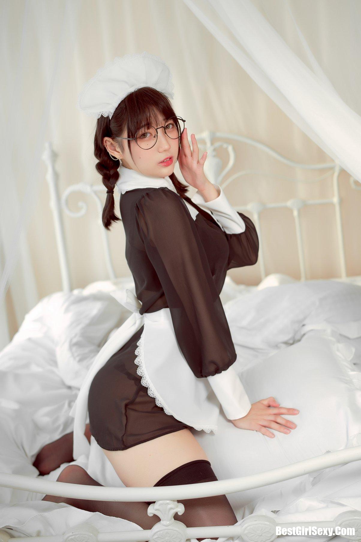 Coser@周叽是可爱兔兔 Vol.036 眼镜女仆 9