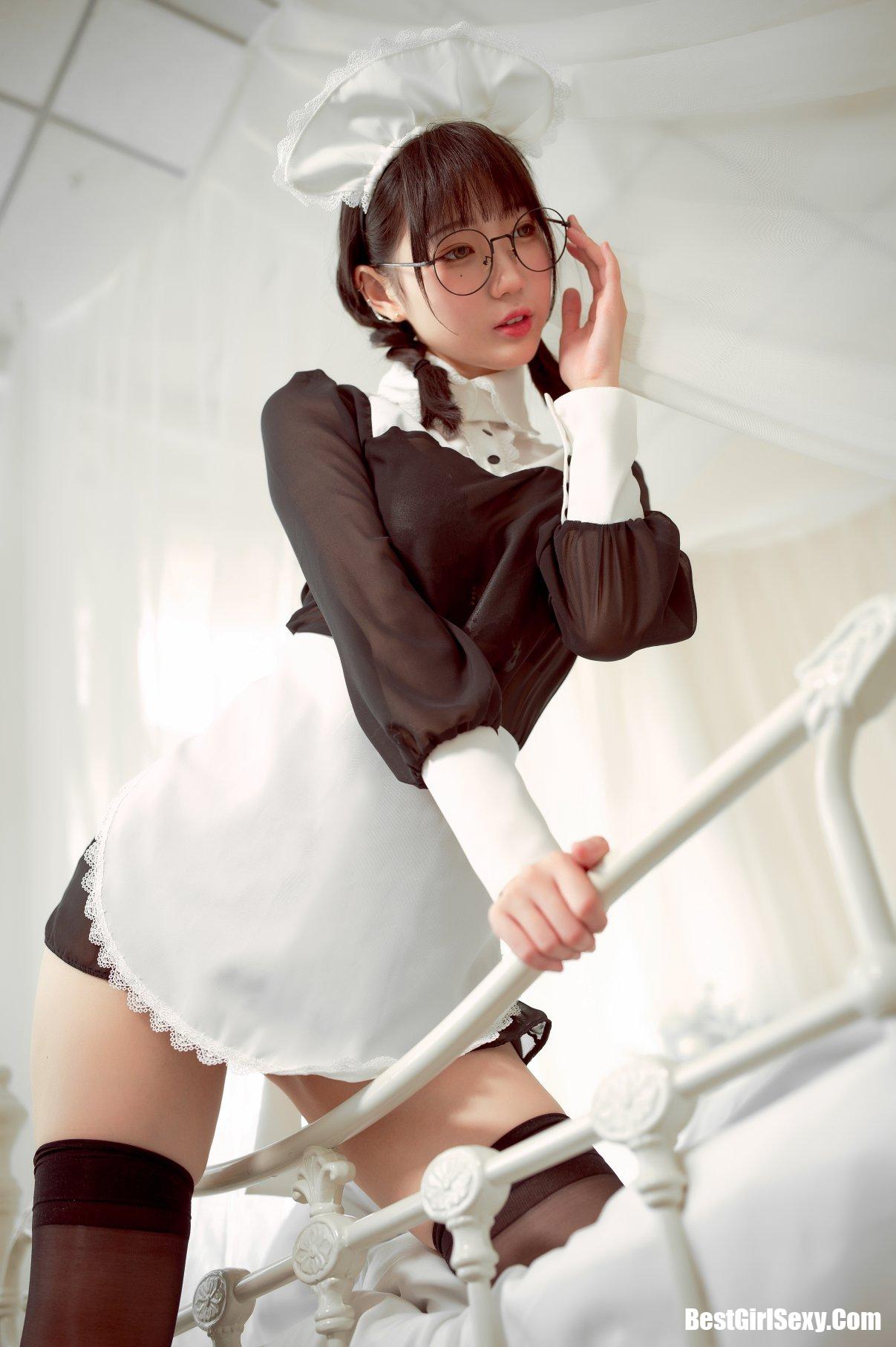 Coser@周叽是可爱兔兔 Vol.036 眼镜女仆 19