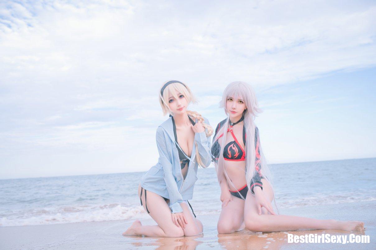 Coser@周叽是可爱兔兔 Vol.021 黑白贞双人泳衣 13