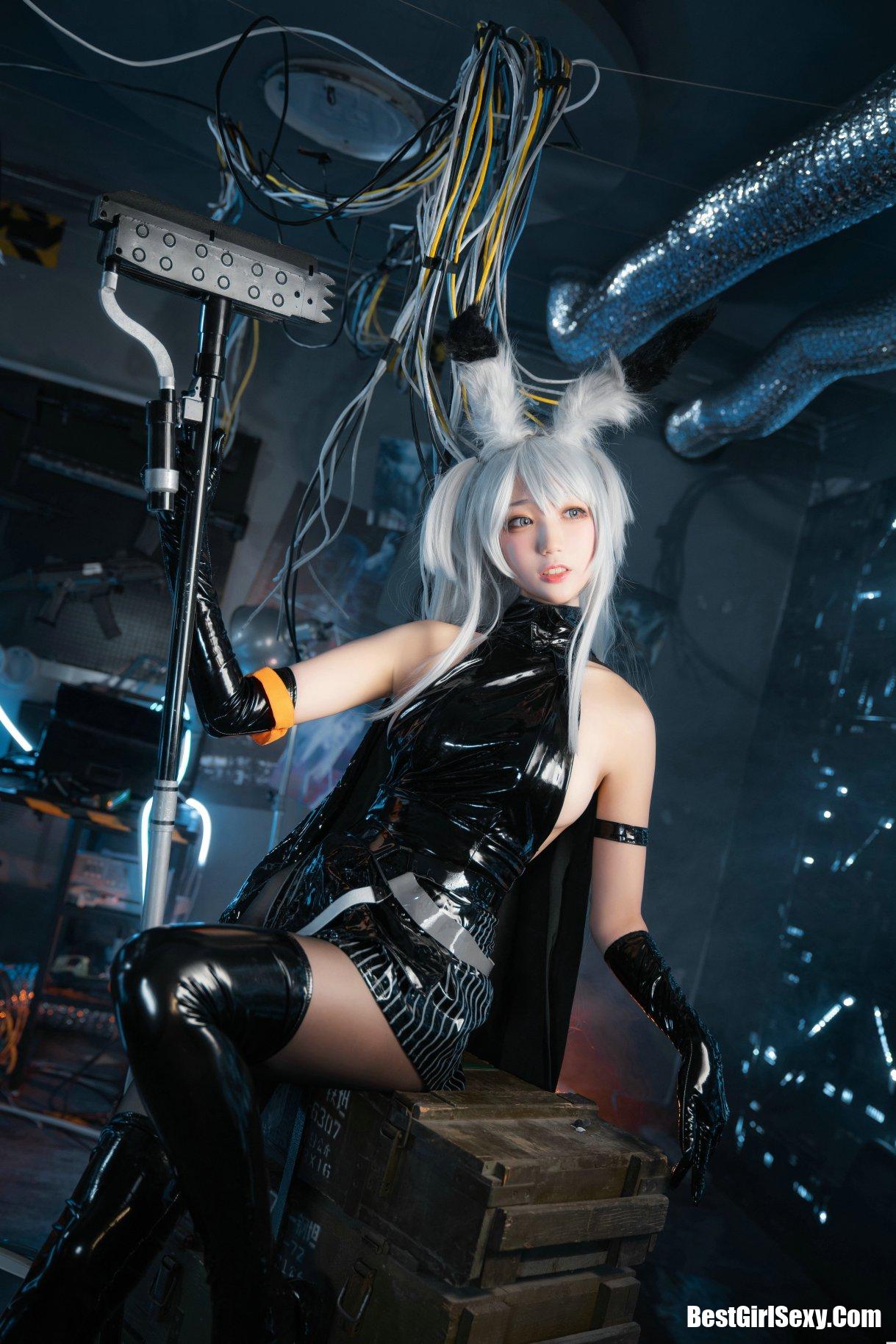 Coser@周叽是可爱兔兔 Vol.014 精二暴行 6