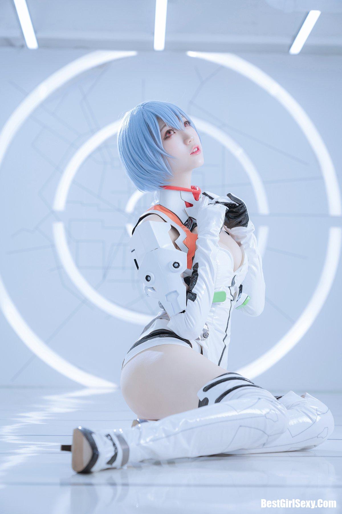 Coser@周叽是可爱兔兔 Vol.005 绫波丽 白战 1