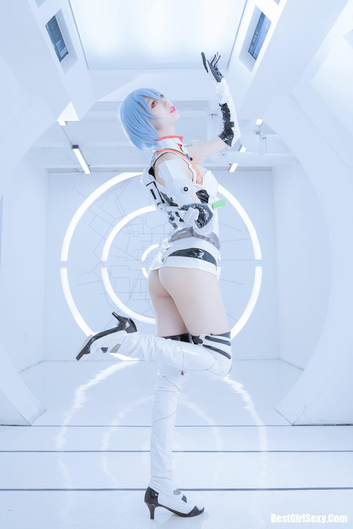 Coser@周叽是可爱兔兔 Vol.005 绫波丽 白战 15