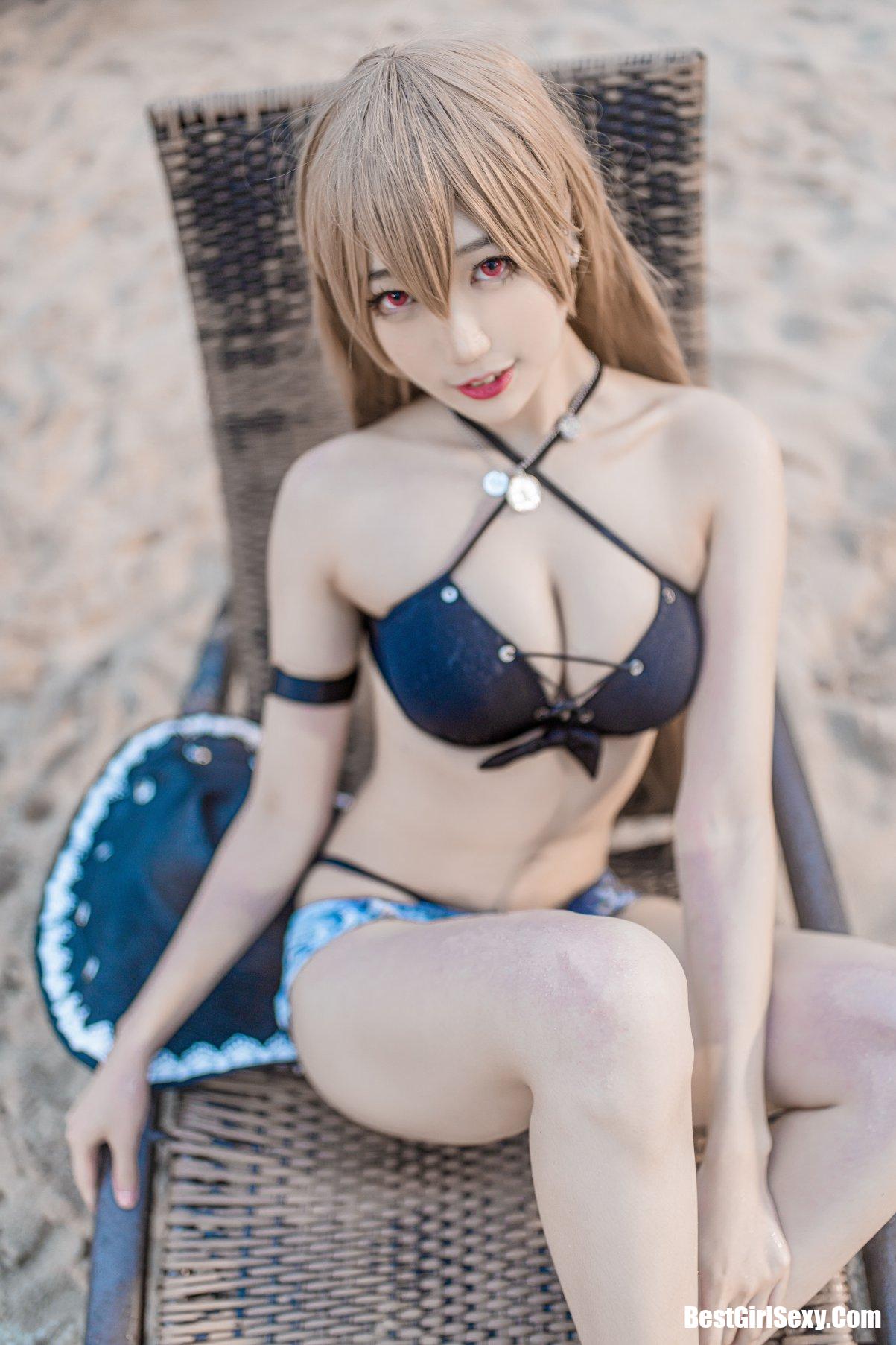 Coser@周叽是可爱兔兔 Vol.002 让巴尔泳装 19