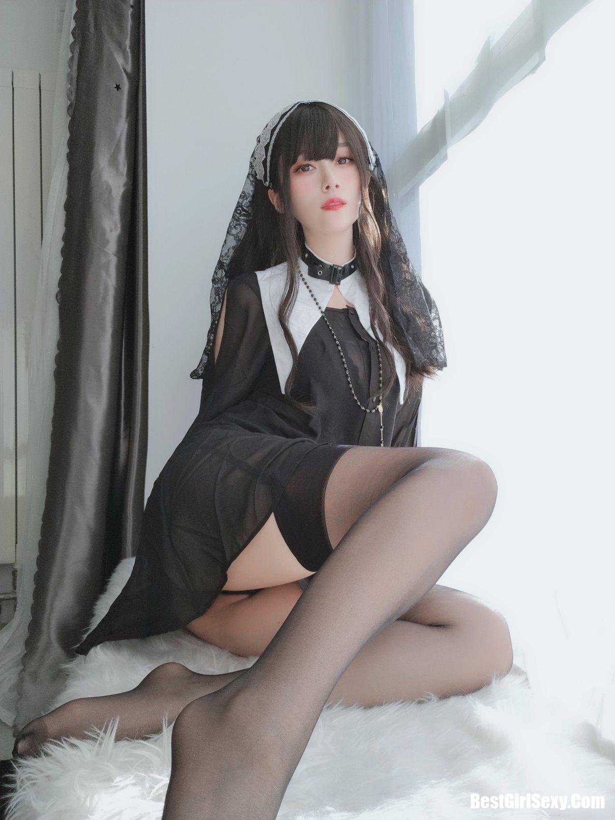 Coser@白银81 蕾丝修女 38