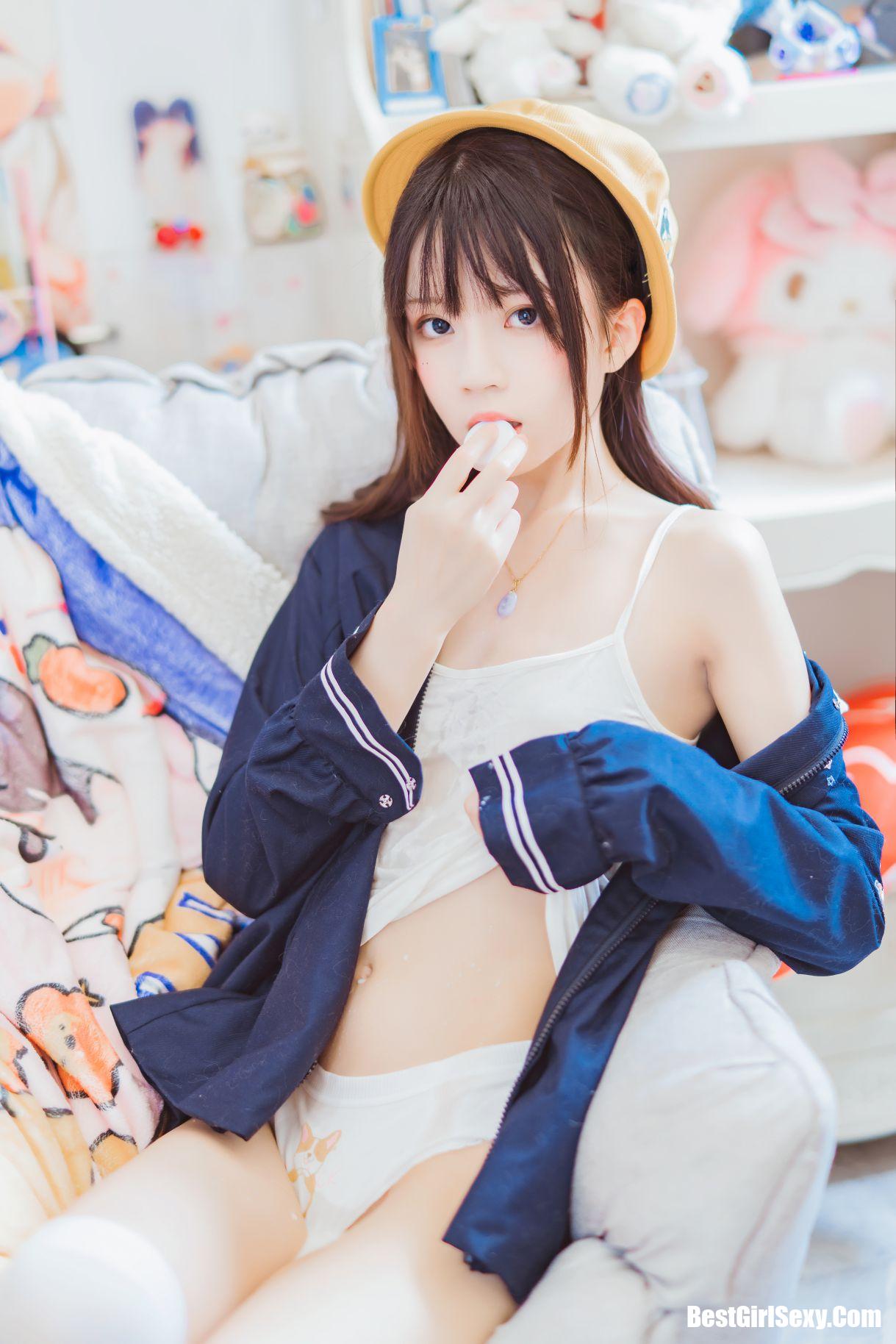 Coser@桜桃喵 Vol.085 桜桃未熟3 奶桃桃 70