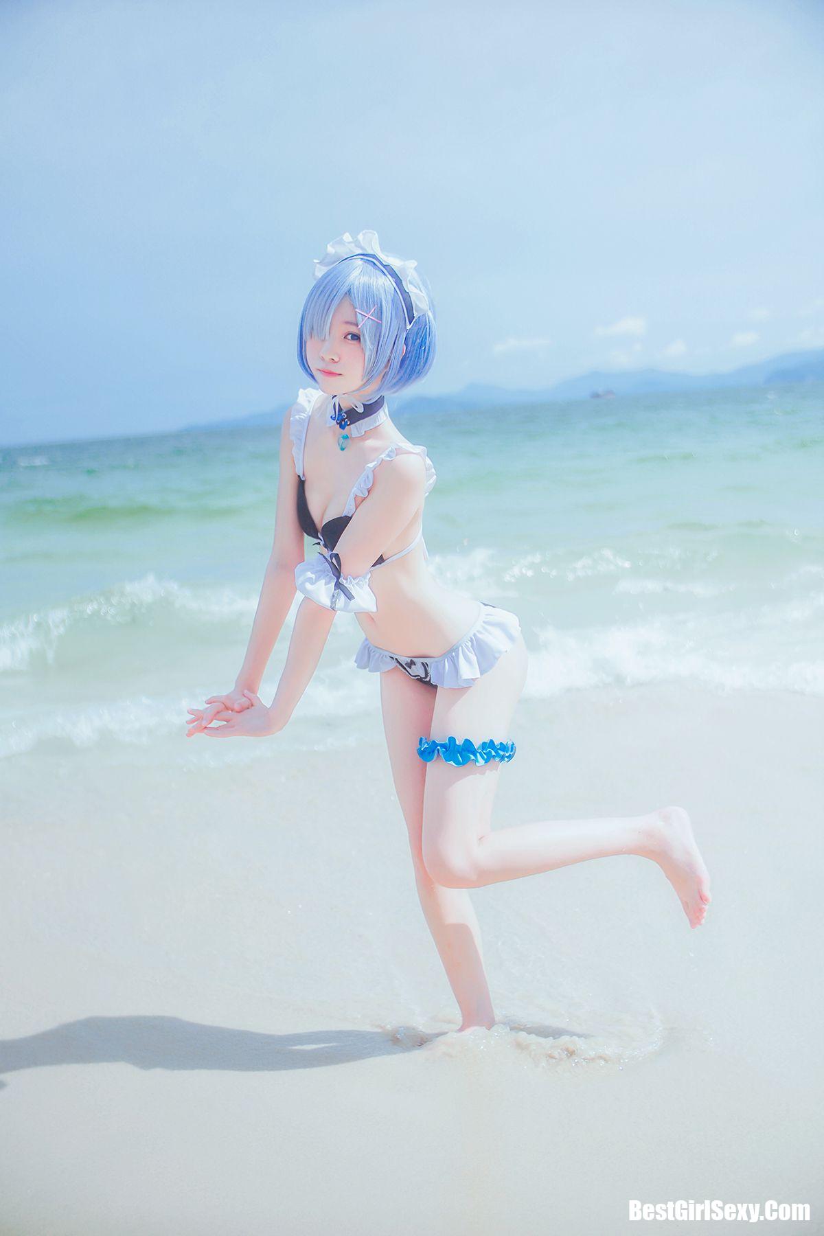 Coser@桜桃喵 Vol.036 蕾姆水着 1