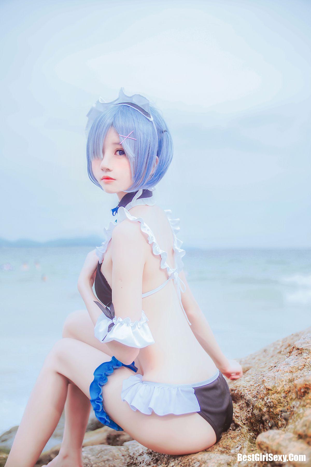 Coser@桜桃喵 Vol.036 蕾姆水着 47