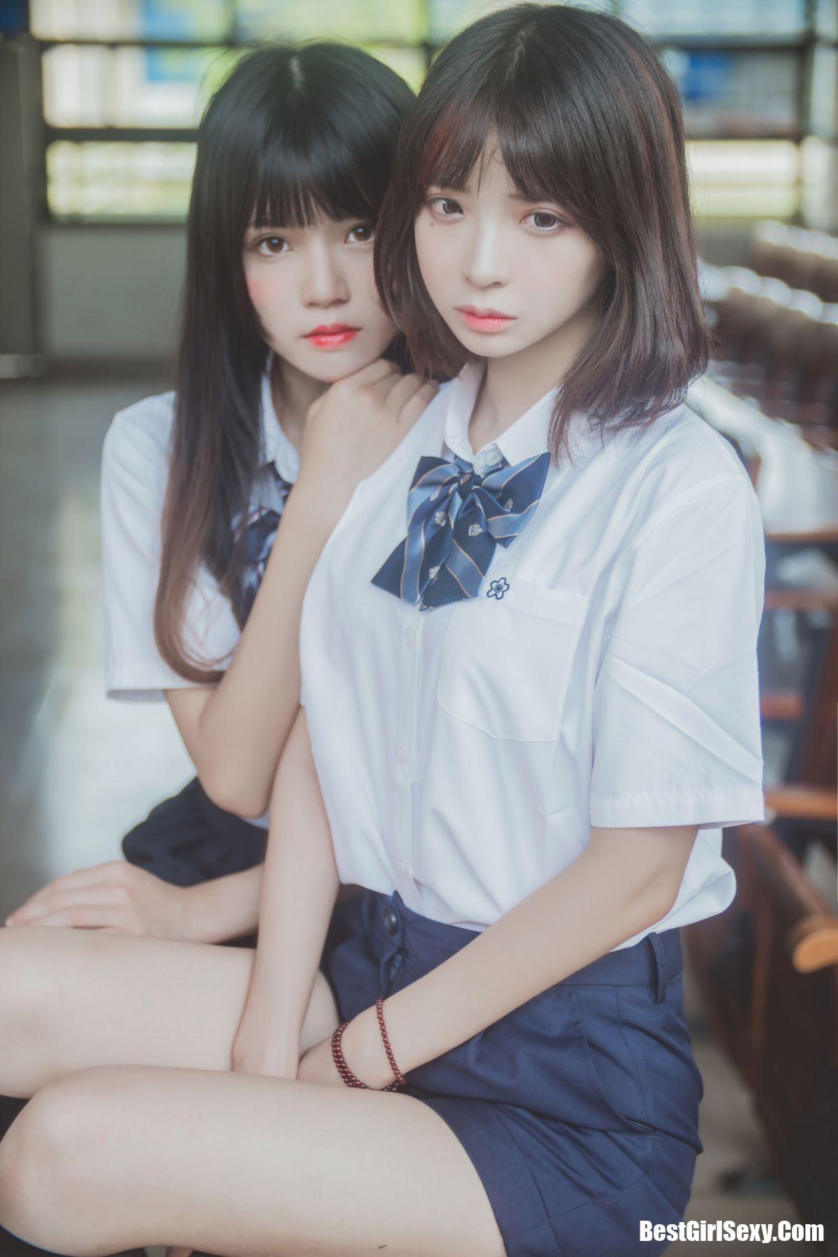 Coser@桜桃喵 Vol.002 JK百合1(桜桃喵&疯猫ss) 3