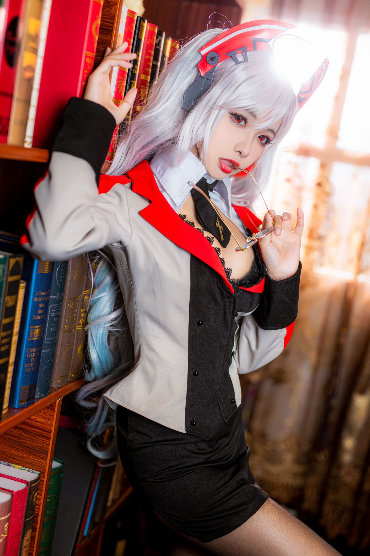 Coser@Momoko葵葵 教师 2