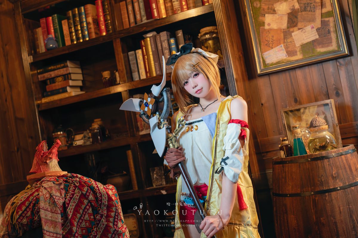 Coser@黏黏团子兔 『莱莎的秘密工坊』&和我交往吗 0001 4419861783.jpg