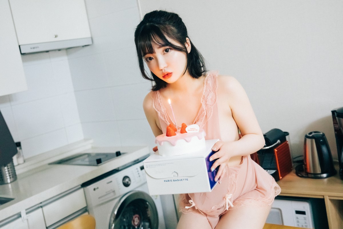 Loozy Son Ye Eun 손예은 Happy Birthday S Ver A 0033 2581665371.jpg